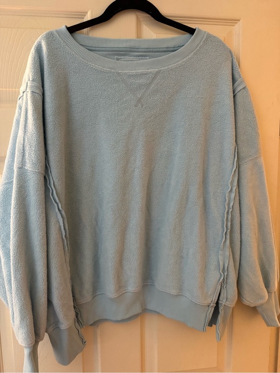 American Eagle Outfitters Sweaters - American Eagle Crewneck